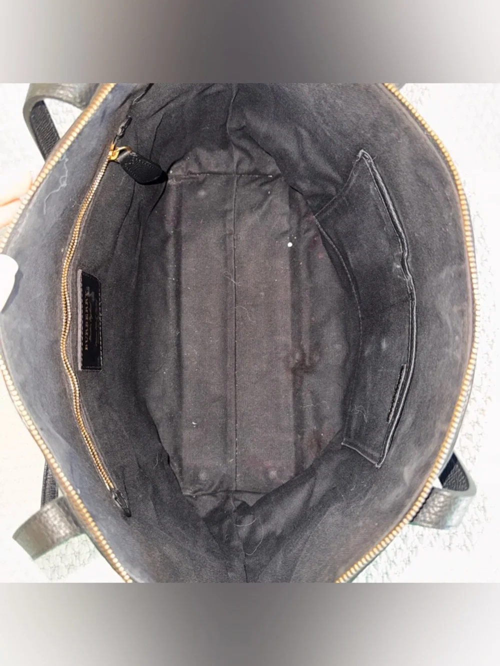 AUTHENTIC Burberry Welburn Check Tote! - Picture 9 of 11